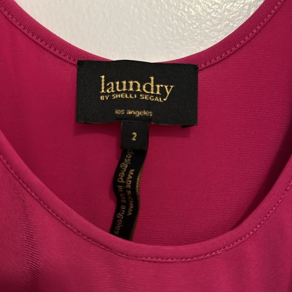 Dress Used size 2 Dark Fushia - Picture 4 of 5